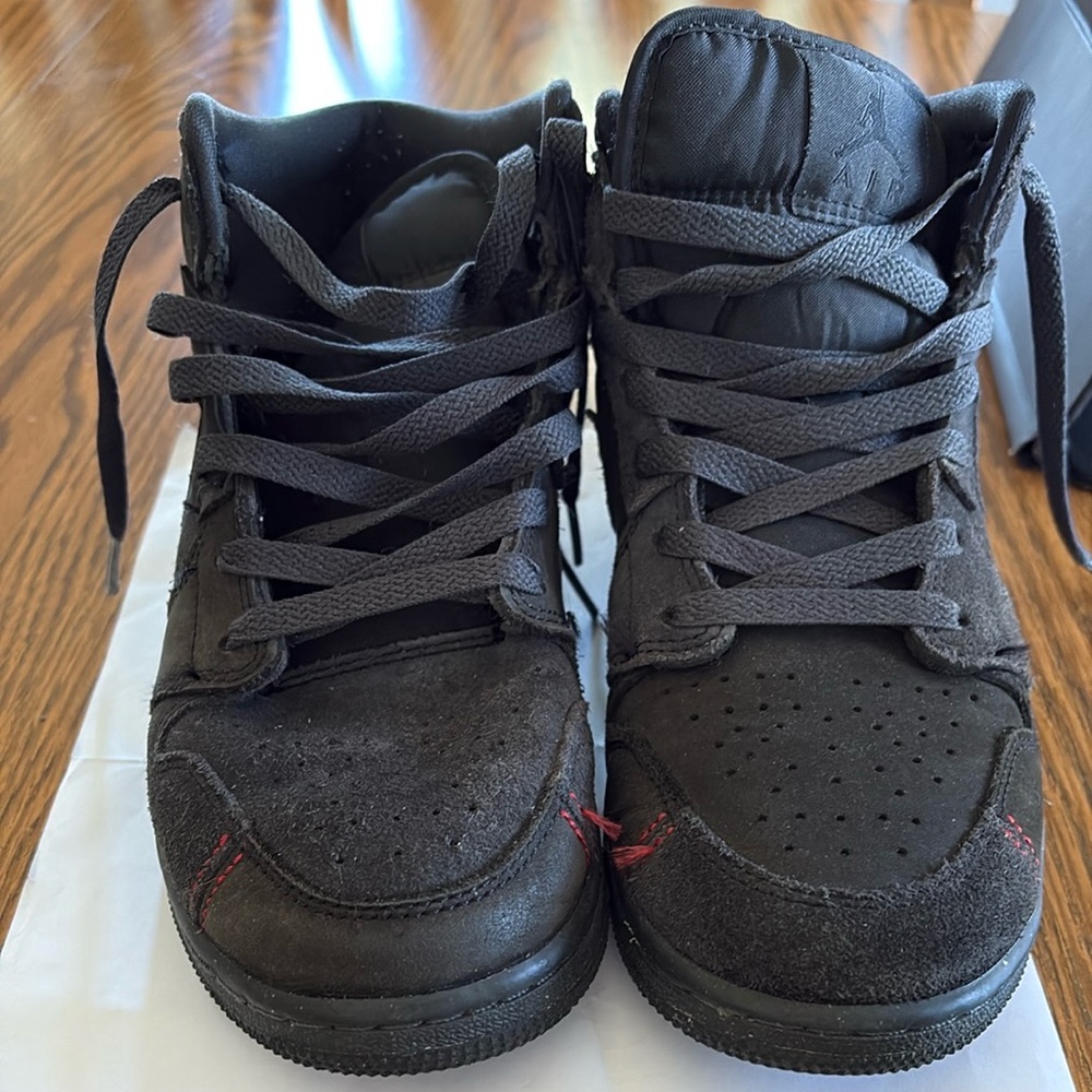 Nike Air Jordan 1 Mid